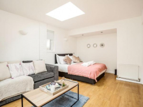 Perfect Location, 1 Bedroom APT, Castle, Legoland